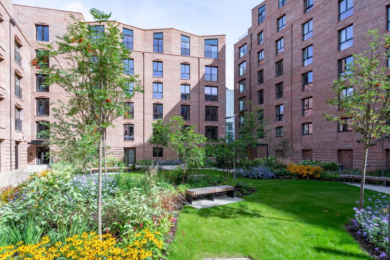 Luxury 2 Bedroom Apartment With Free Parking In The Heart Of York Zewnętrze zdjęcie