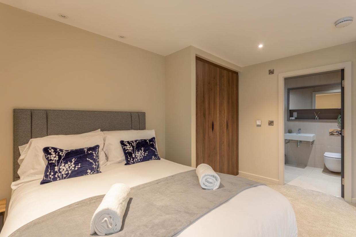 Luxury 2 Bedroom Apartment With Free Parking In The Heart Of York Zewnętrze zdjęcie