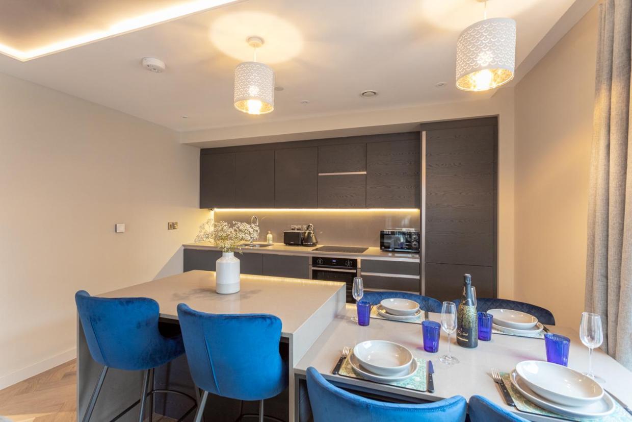 Luxury 2 Bedroom Apartment With Free Parking In The Heart Of York Zewnętrze zdjęcie
