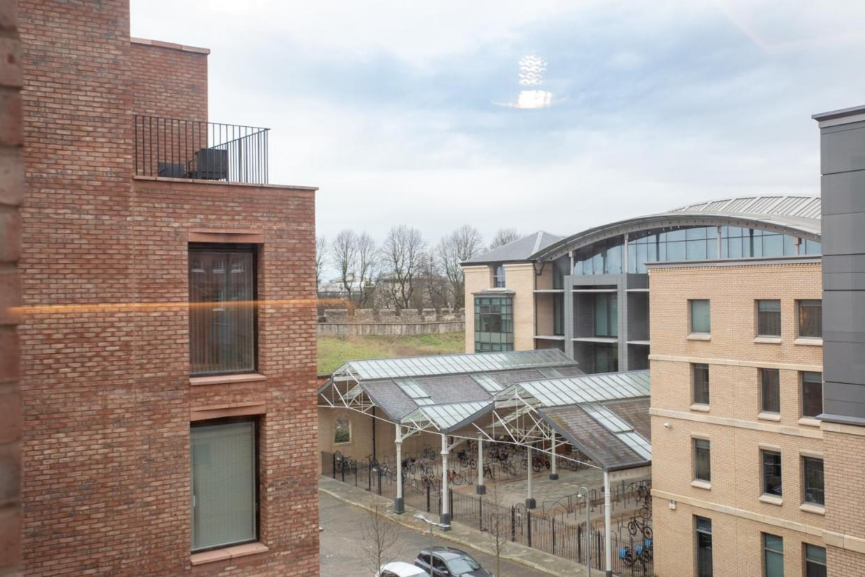Luxury 2 Bedroom Apartment With Free Parking In The Heart Of York Zewnętrze zdjęcie