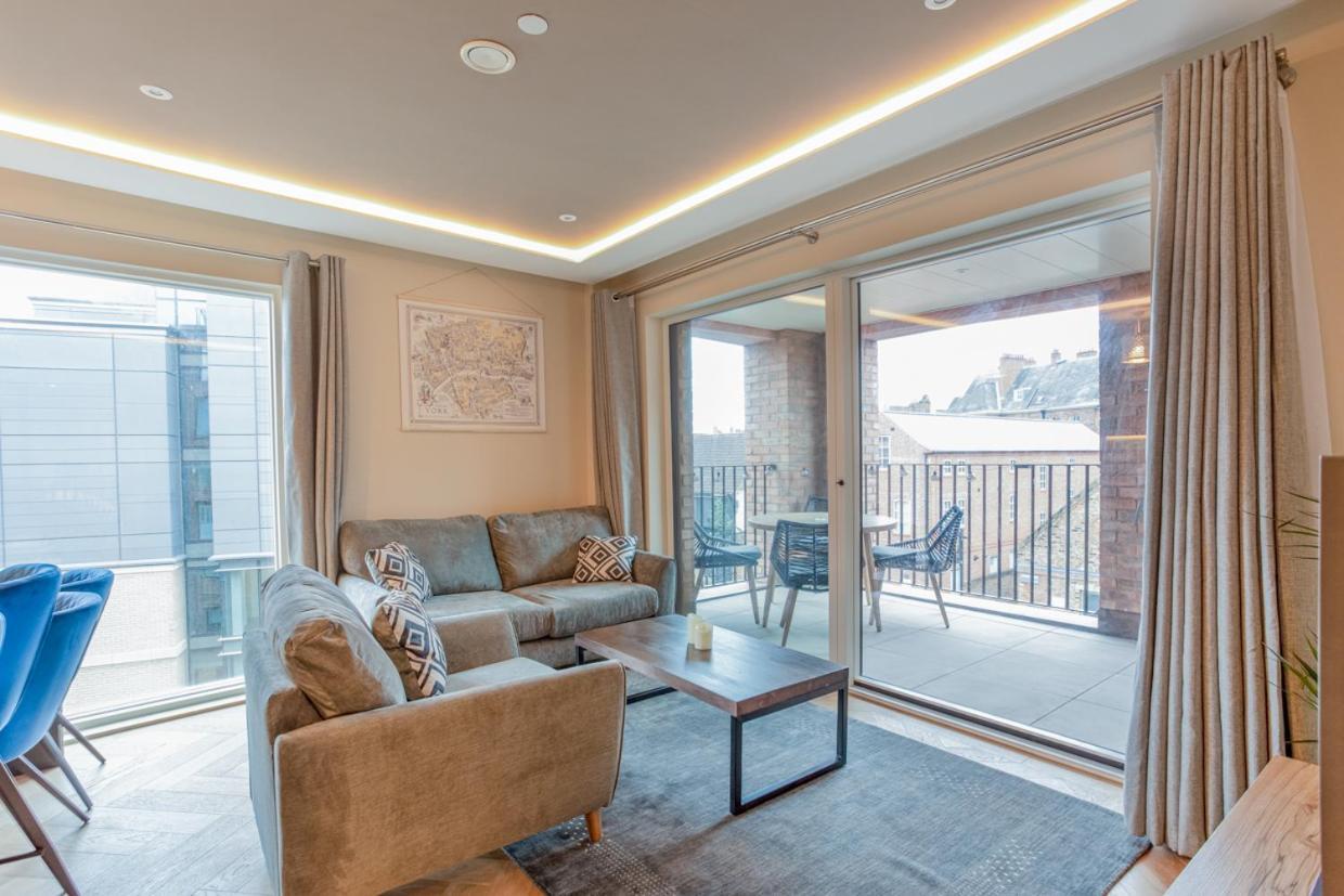Luxury 2 Bedroom Apartment With Free Parking In The Heart Of York Zewnętrze zdjęcie